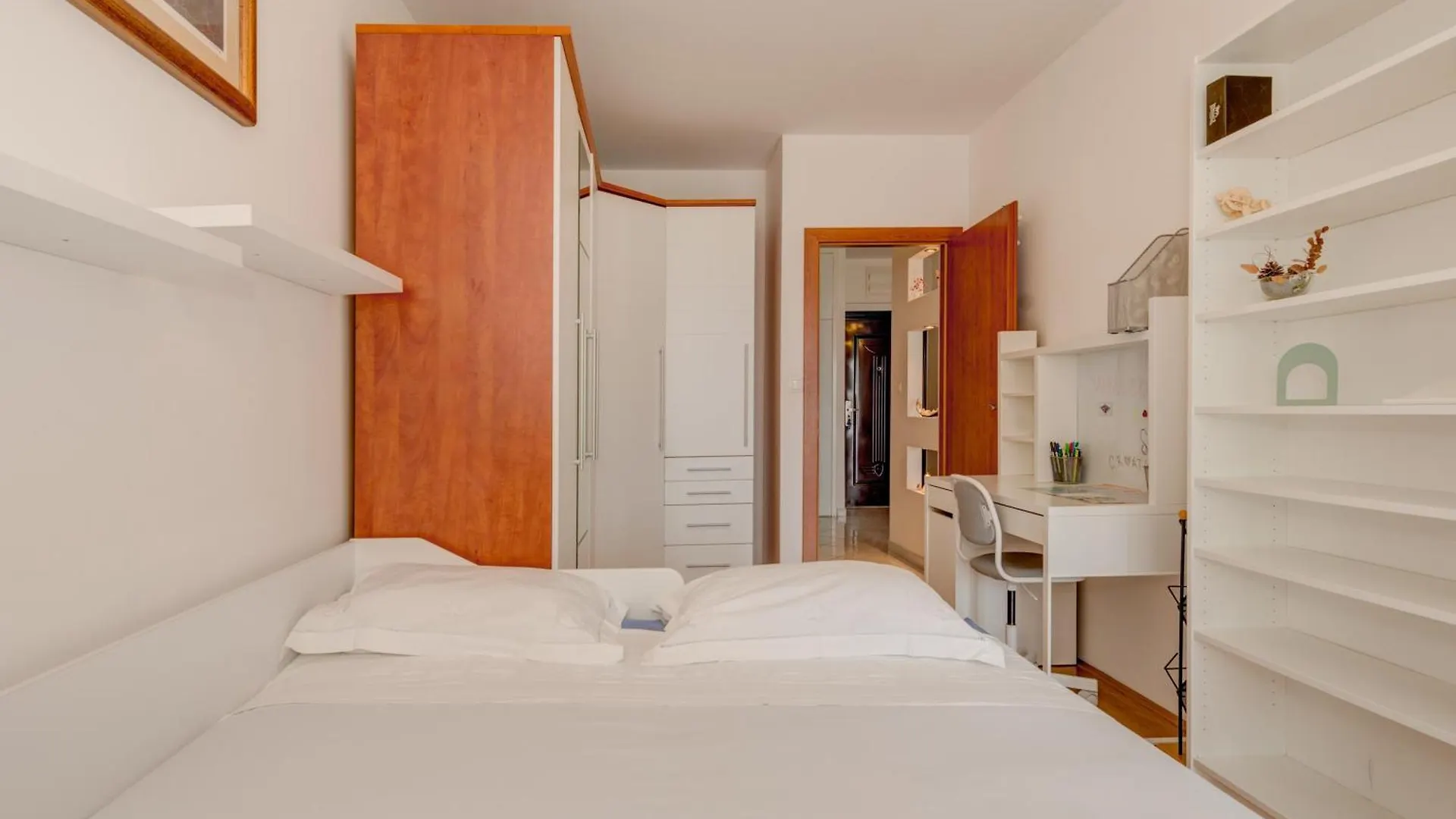Comfy & Urban Apartment On Znjan Near Beach Split